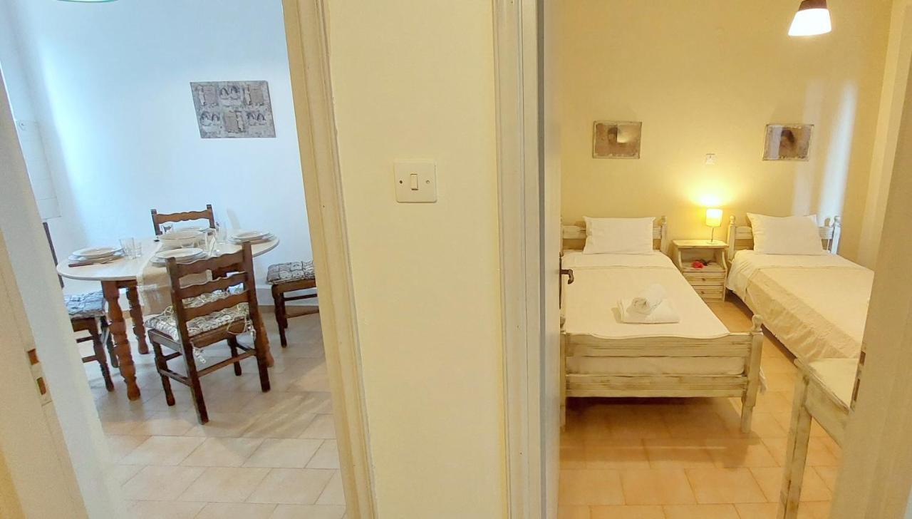 Lourantos Studios & Apartments Vathy  Buitenkant foto