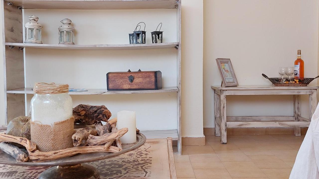 Lourantos Studios & Apartments Vathy  Buitenkant foto