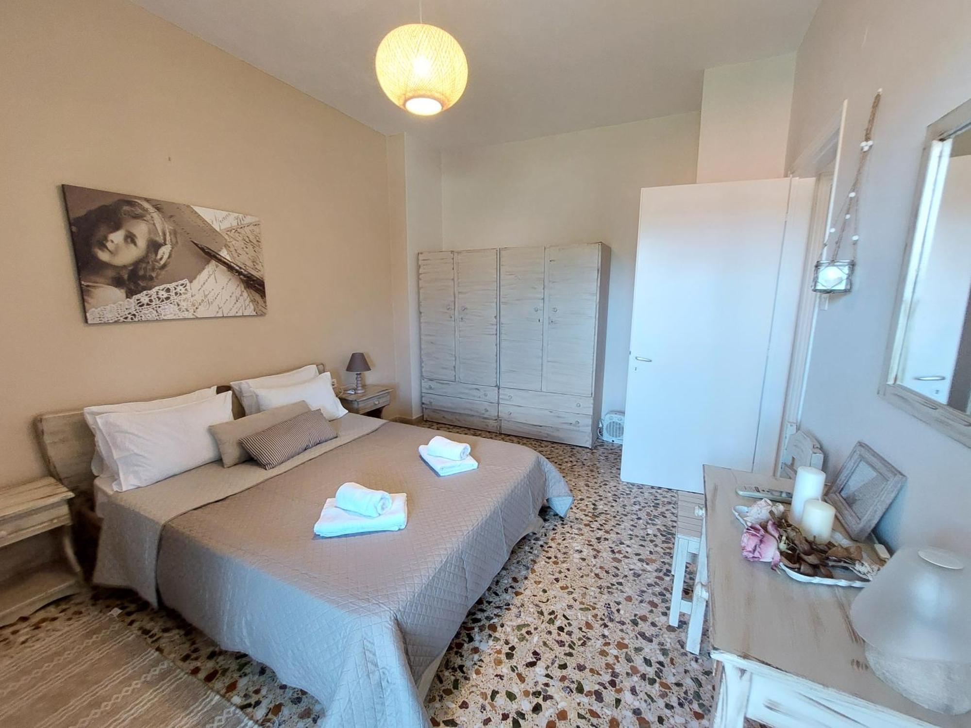 Lourantos Studios & Apartments Vathy  Buitenkant foto